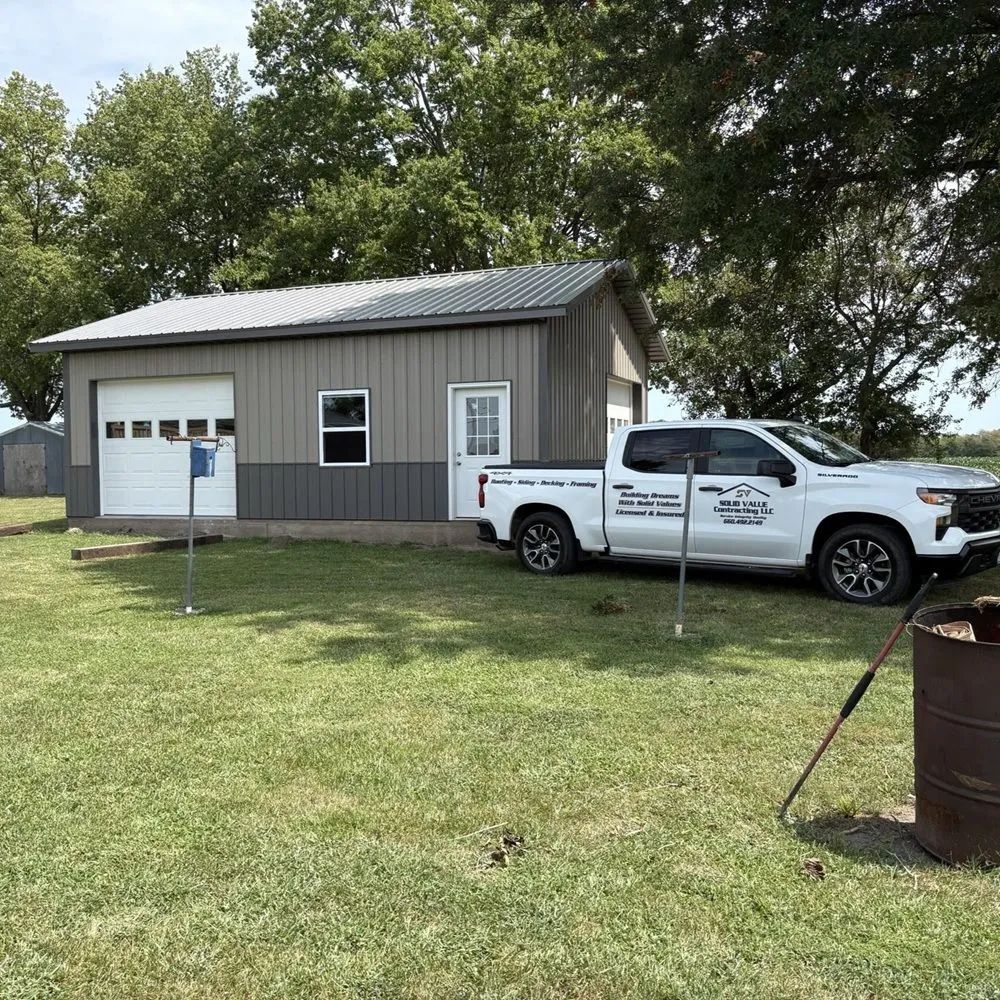 Detached custom garage built in Butler, Missouri