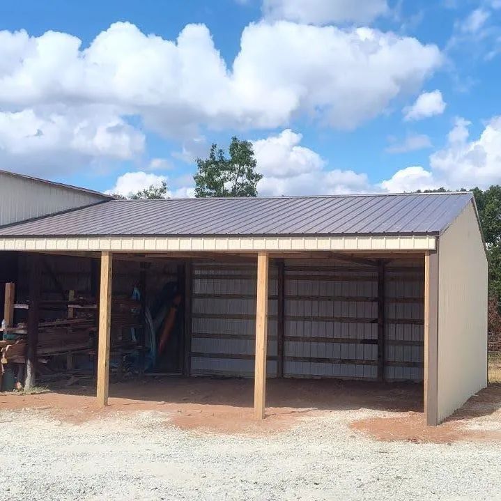 Post-frame pole barn built in Lowry City, Missouri